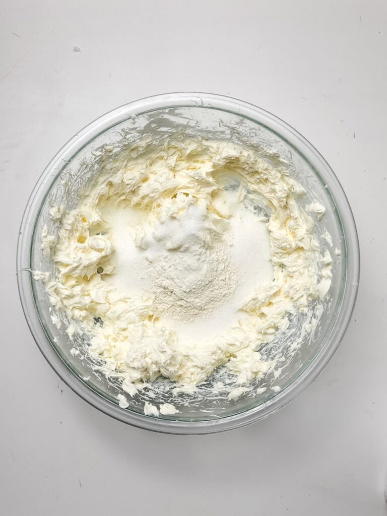 making cheesecake filling for strawberry crunch cheesecake