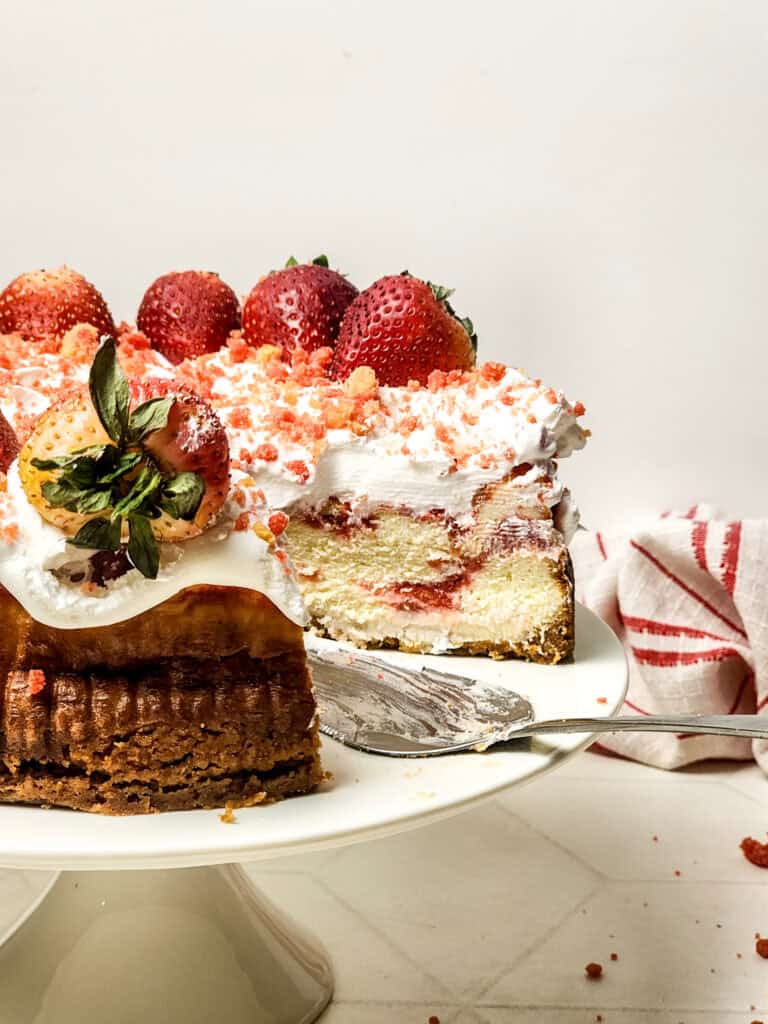 side view of strawberry crunch cheesecake
